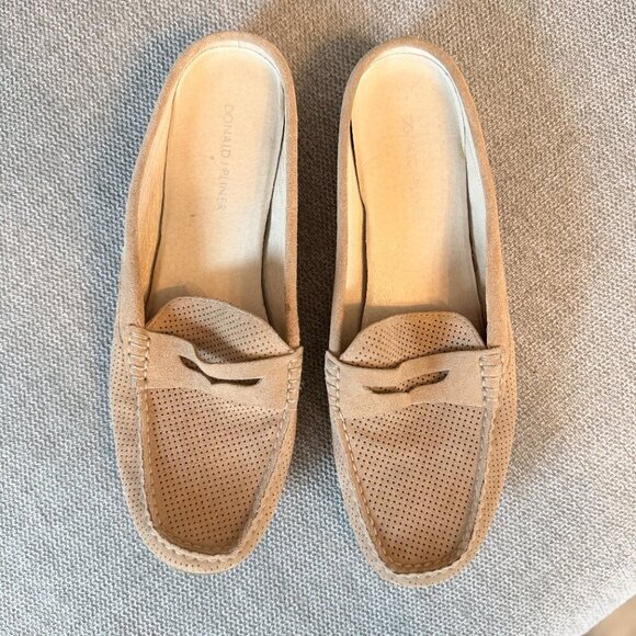 🤎 Donald J Pliner Perforated Suede Slip-On Loafers – Tan – Size 10 - Picture 2 of 4